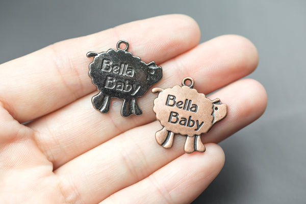 7 Bella Baby Sheep Charms 24mm- 1116-10462