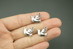 19 Dove Pigeon Charms 12x16mm 464-15792