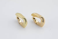 2 pcs 18kt Gold One Touch Lever Curb Chain Hoop Hammer Simple round hoop earring, 17x20mm Huggie , Earring Gift for Minimalist Huggies