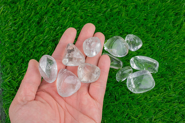 1 pc Natural Clear Quartz Medium Large Tumbled Stone- 0.8-1.5 inch g16