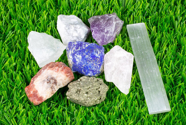 Beginner Set LARGE 8 Chakra Crystal Stones Set : 8 Natural Stones (Healing Stones, Rough Stones, Healing Crystals) Style A Crystals