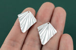 Silver Plated Brass Earrings-Earring copper accessories-Earring pendant-charms-Earring connector-Triangle Shaped earrings-cgj244-20x25mm