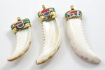 Tibetian Horn in conch shell with Turquiose In Lay made out of mother of pearl