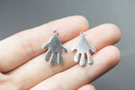 11 Hand Charms 16x22mm 1089-9120