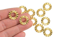 Brass earrings-Earring copper accessories-Earring connector-Brass -Earring pendant-Brass jewelry- Wavy Circle shape earrings -18MM- ss01