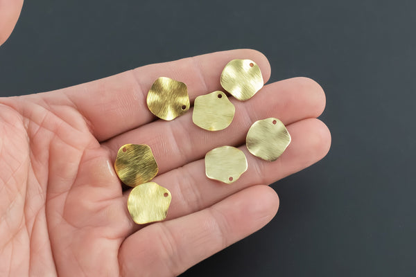 Brass earrings-Earring copper accessories-Earring connector-Brass earring charms-Earring pendant-Brass jewelry-Wavy Coin earrings-16mm