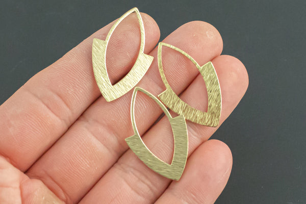 Brass earrings-Earring copper accessories-Earring pendant-Brass earring charms-Earring connector-Brass jewelry-Fan shape earrings- 21x34mm